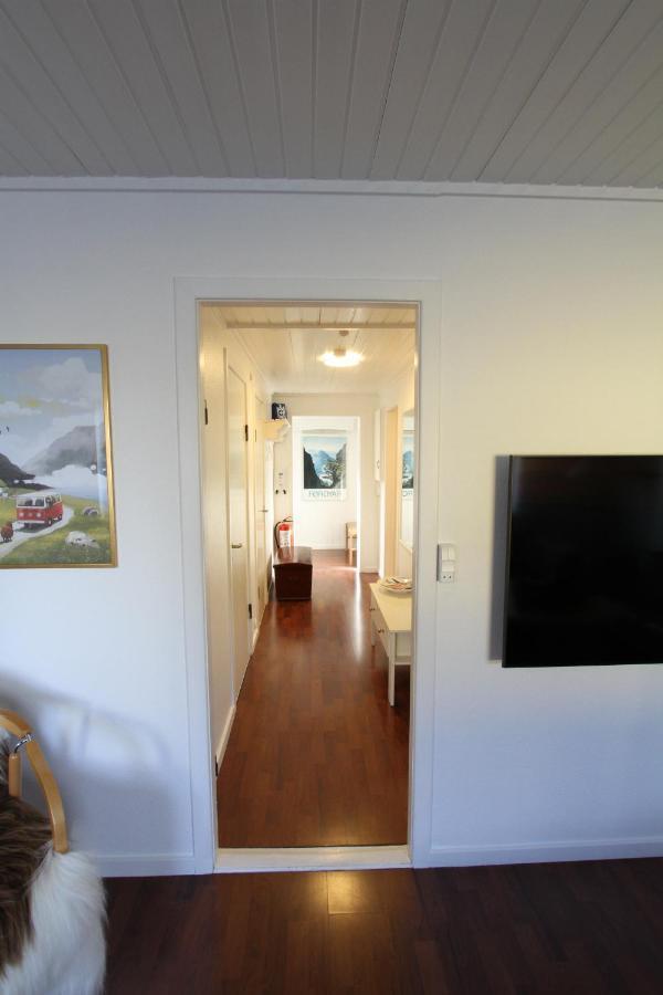Cosy Apartment Near Beach, Marina & City Centre Torshavn Bagian luar foto
