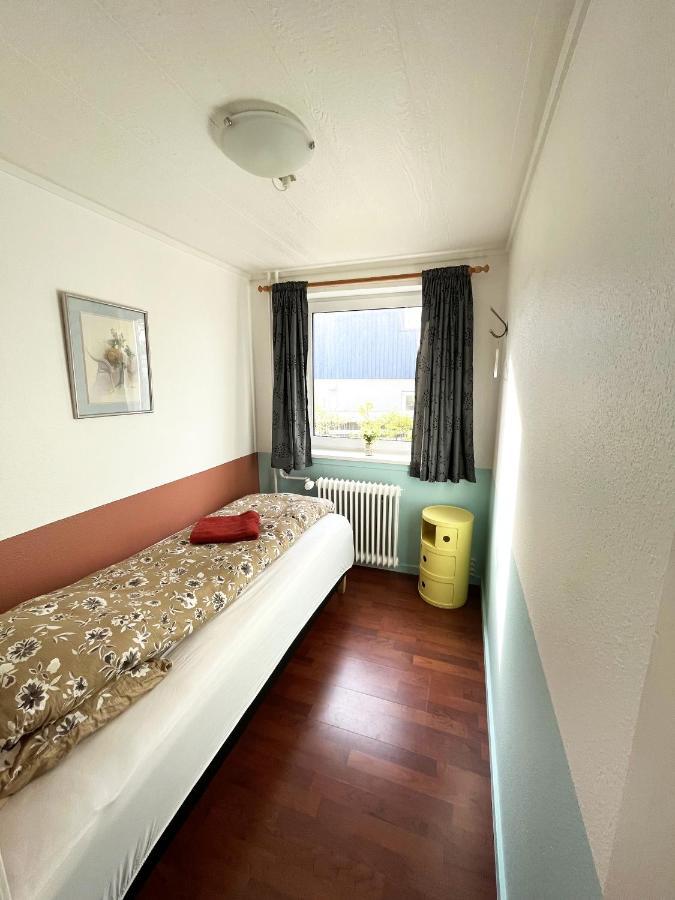 Cosy Apartment Near Beach, Marina & City Centre Torshavn Bagian luar foto